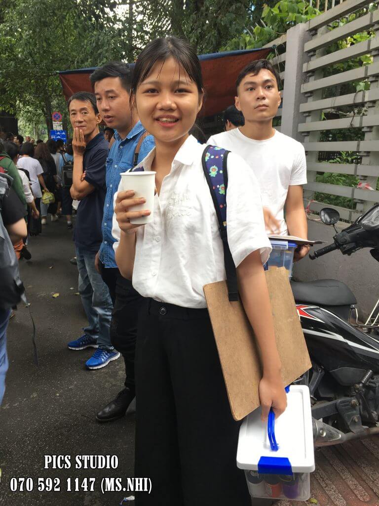ĐÓN HỌC SINH THI ĐH KIẾN TRÚC 4