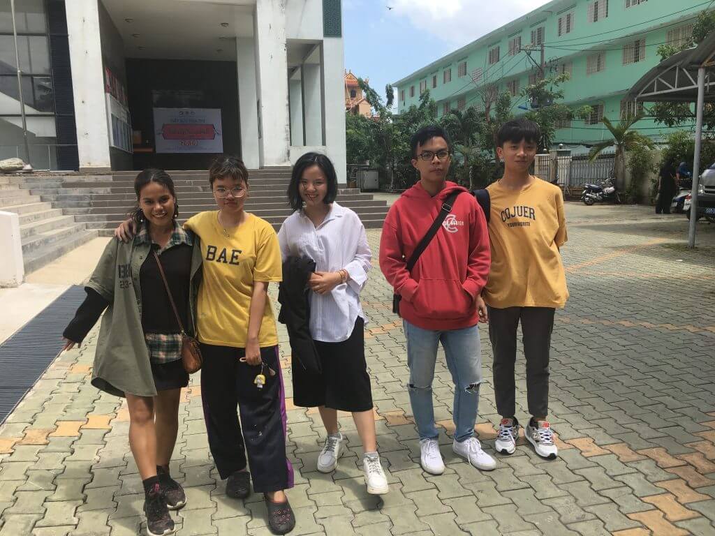 VÀI GƯƠNG MẶT 2K2, 2K3 ĐI CHƠI GÓP VUI 1