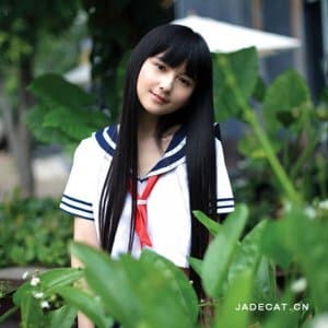 NỮ HỌA SĨ HẠ ĐẠT 4