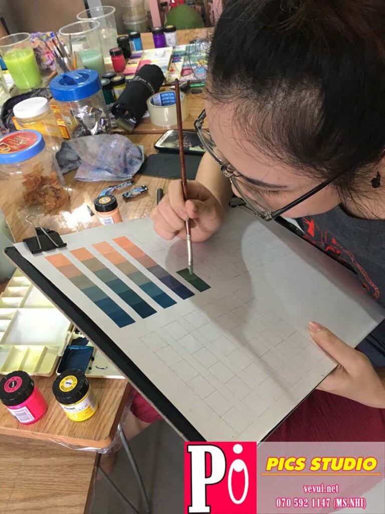 học viên quỳnh như trang trí màu thiên nữ băng nhi (3)