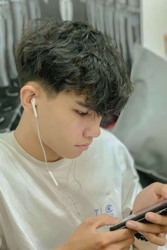 ẢNH BÌA VÕ TẤN THANH